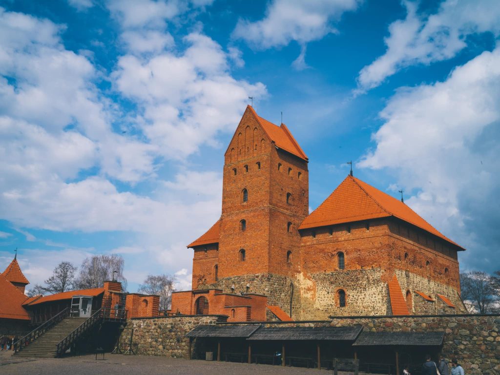 5 motive care te vor convinge să vizitezi Lituania - TRAKAI