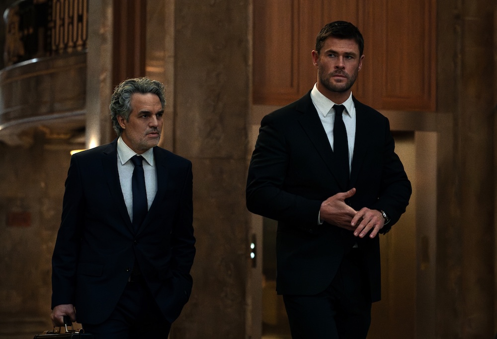 “Crime 101 / Autostrada crimei”, jaful perfect al lui Chris Hemsworth, Halle Berry și Mark Ruffalo 2 “Crime 101 / Autostrada crimei”, jaful perfect al lui Chris Hemsworth, Halle Berry și Mark Ruffalo