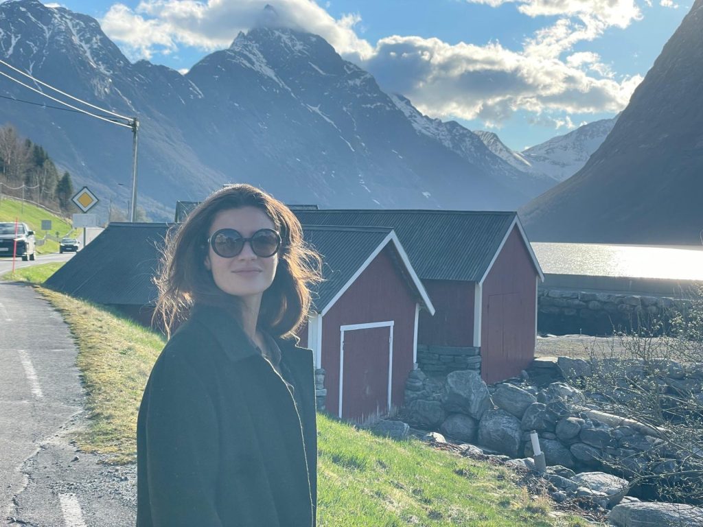EXCLUSIV Ana Bodea despre experiența “Fjord”: “de la Cristian Mungiu am învățat ce înseamnă să ai răbdare” 2 EXCLUSIV Ana Bodea despre experiența “Fjord”: “de la Cristian Mungiu am învățat ce înseamnă să ai răbdare”