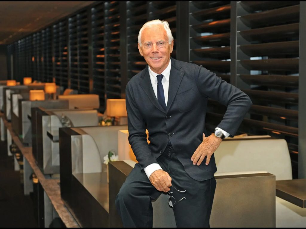 THE UPDATE serial despre Giorgio Armani, “Barbie 2” blocat, Disney anulează o producție Marvel 1 THE UPDATE serial despre Giorgio Armani, “Barbie 2” blocat, Disney anulează o producție Marvel